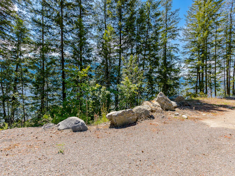 2 Sunnybrae Canoe Point Road, Tappen, BC, V0E 2X1 - 12