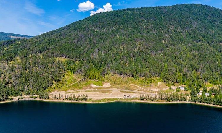 1-4990 Sunnybrae Canoe Point Road