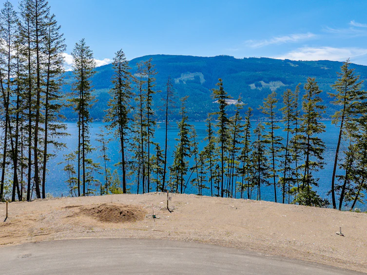 2-4990 Sunnybrae Canoe Point Road, Tappen, BC, V0E 2X1 - 45