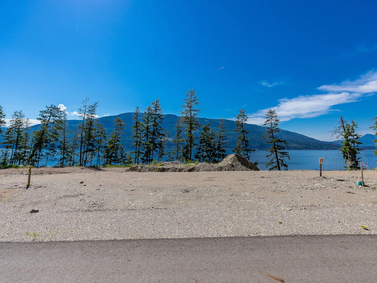 4990 Sunnybrae Canoe Point Road, Tappen, BC, V0E 2X1 - 44