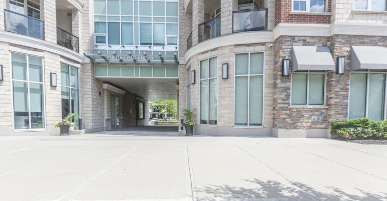 315-216 Oak Park Boulevard, Oakville, ON, L6H 0K3 - 8