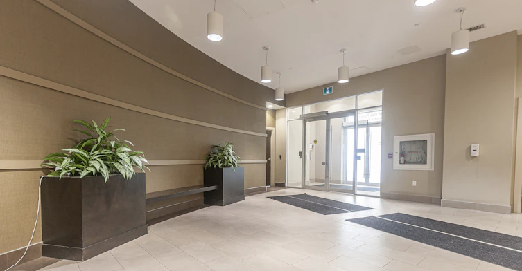 315-216 Oak Park Boulevard, Oakville, ON, L6H 0K3 - 10
