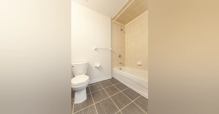315-216 Oak Park Boulevard, Oakville, ON, L6H 0K3 - 6