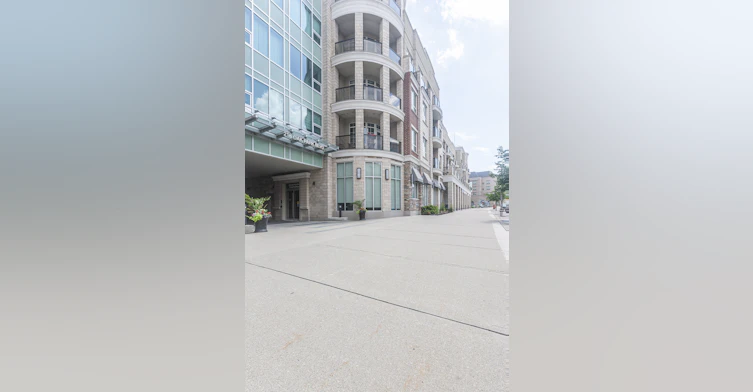 315-216 Oak Park Boulevard, Oakville, ON, L6H 0K3 - 2