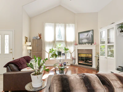 7-13911 16 Avenue - 3