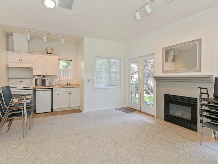 7-13911 16 Avenue, Surrey, BC, V4A 1P8 - 27