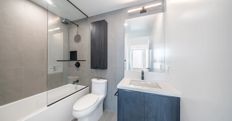 1711-5 York Garden Way, Toronto, ON, M6A 2V1 - 17