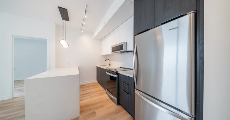 1711-5 York Garden Way, Toronto, ON, M6A 2V1 - 5