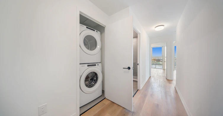 402-5 York Garden Way, Toronto, ON, M6A 2V1 - 28