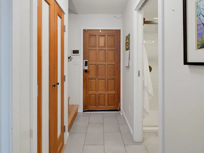4-210 Douglas Street - 3