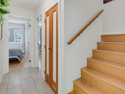 4-210 Douglas Street - 4