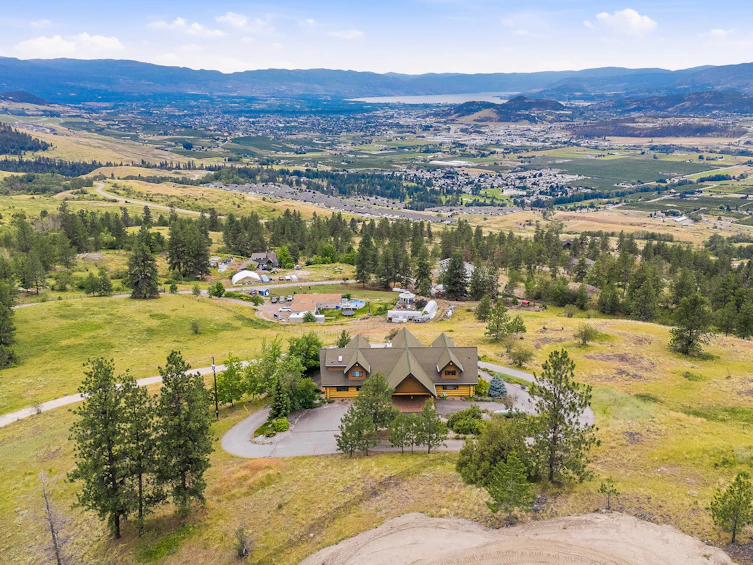 4520 Farmers Drive, Kelowna, BC, V1P 1A3 - 96