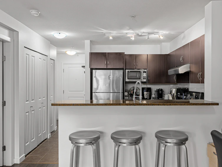 307-567 Yates Road, Kelowna, BC, V1V 2V4 - 6