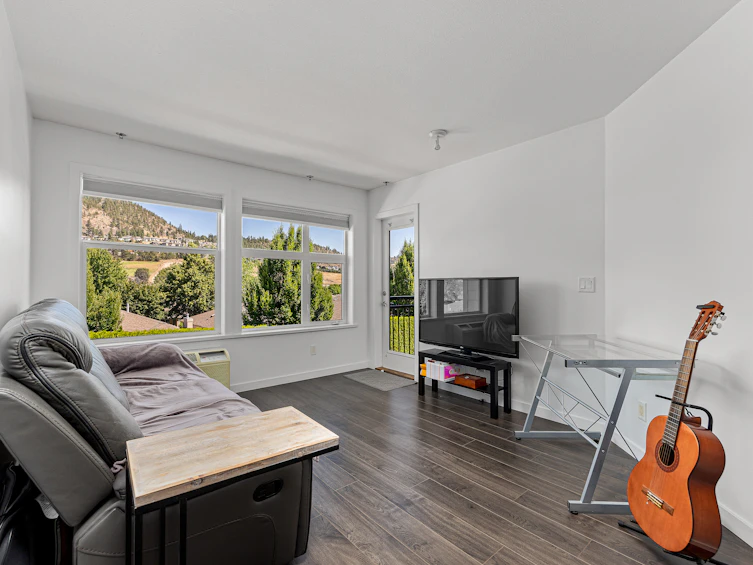 307-567 Yates Road, Kelowna, BC, V1V 2V4 - 12