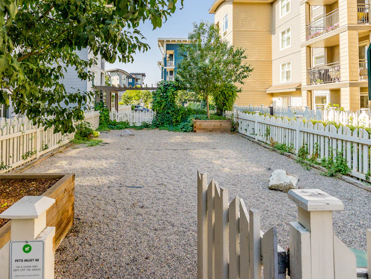 307-567 Yates Road, Kelowna, BC, V1V 2V4 - 30