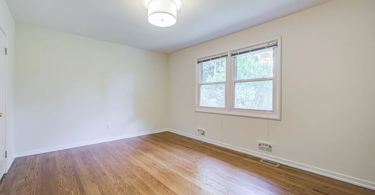 25 Abinger Crescent, Toronto, ON, M9B 2Y4 - 24