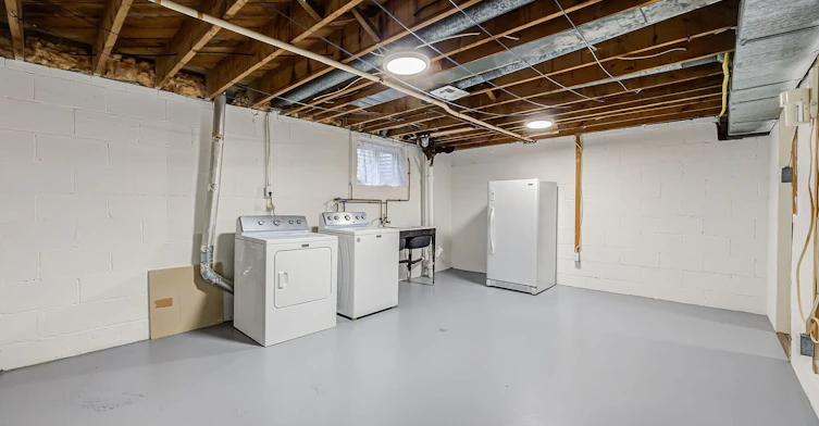 25 Abinger Crescent, Toronto, ON, M9B 2Y4 - 34