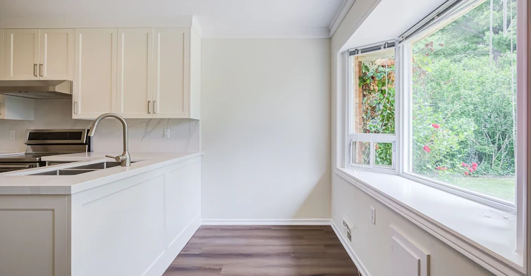 25 Abinger Crescent, Toronto, ON, M9B 2Y4 - 16
