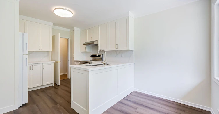 25 Abinger Crescent, Toronto, ON, M9B 2Y4 - 14