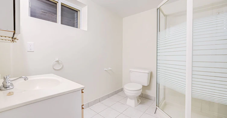25 Abinger Crescent, Toronto, ON, M9B 2Y4 - 37