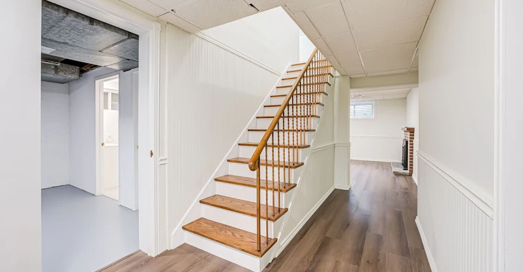 25 Abinger Crescent, Toronto, ON, M9B 2Y4 - 29