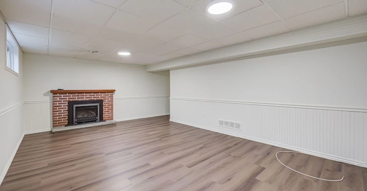 25 Abinger Crescent, Toronto, ON, M9B 2Y4 - 31