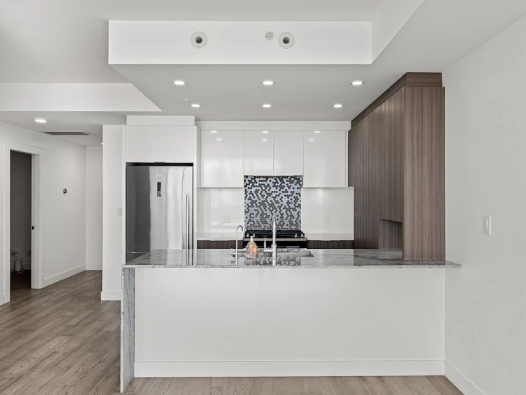 1706-1151 Sunset Drive, Kelowna, BC, V1Y 0G2 - 7