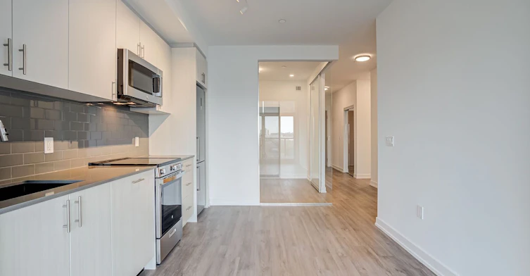 803-1195 The Queensway Avenue, Toronto, ON, M8Z 1R6 - 8