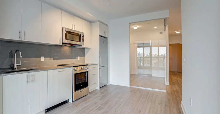 803-1195 The Queensway Avenue, Toronto, ON, M8Z 1R6 - 7