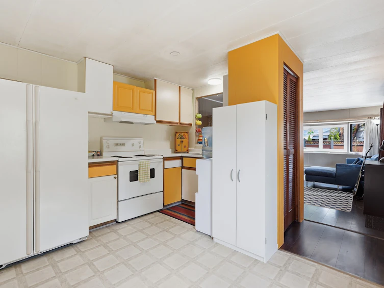 4514 Sunshine Coast 1 Highway, Sechelt, BC, V7Z 0G9 - 21