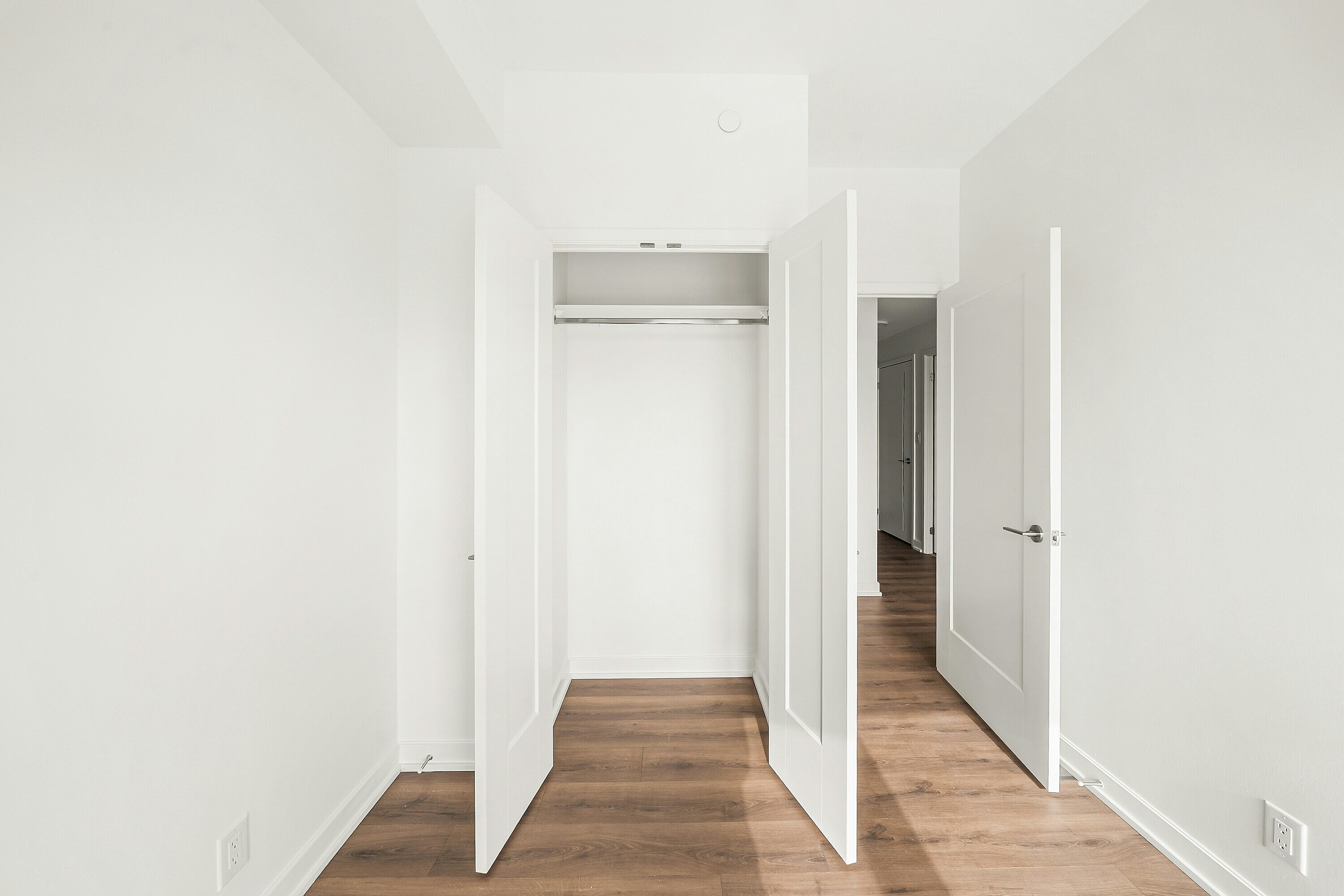 1417-88 Bathurst Street, Toronto, ON, M5V 0W8 - 21
