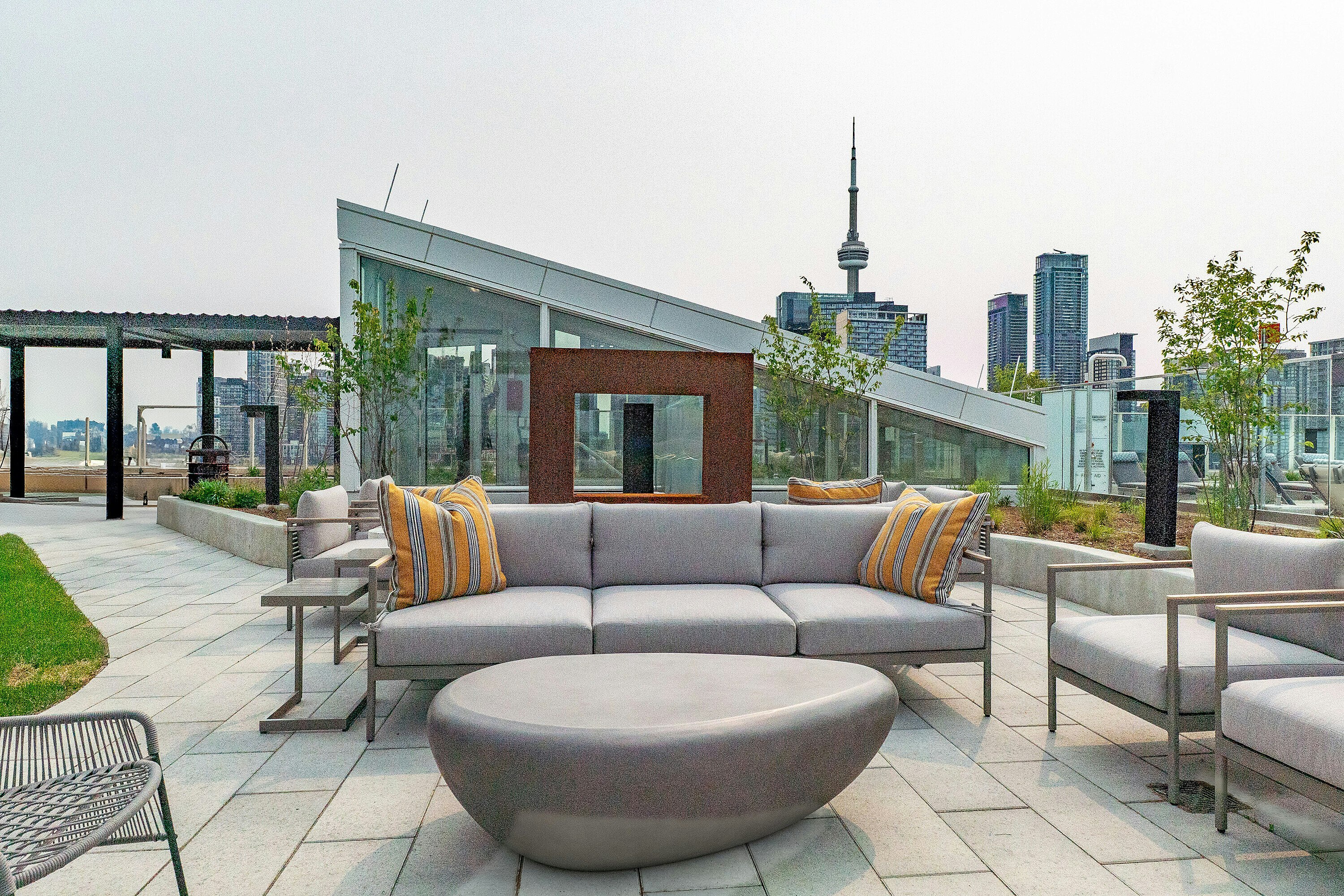 1417-88 Bathurst Street, Toronto, ON, M5V 0W8 - 30