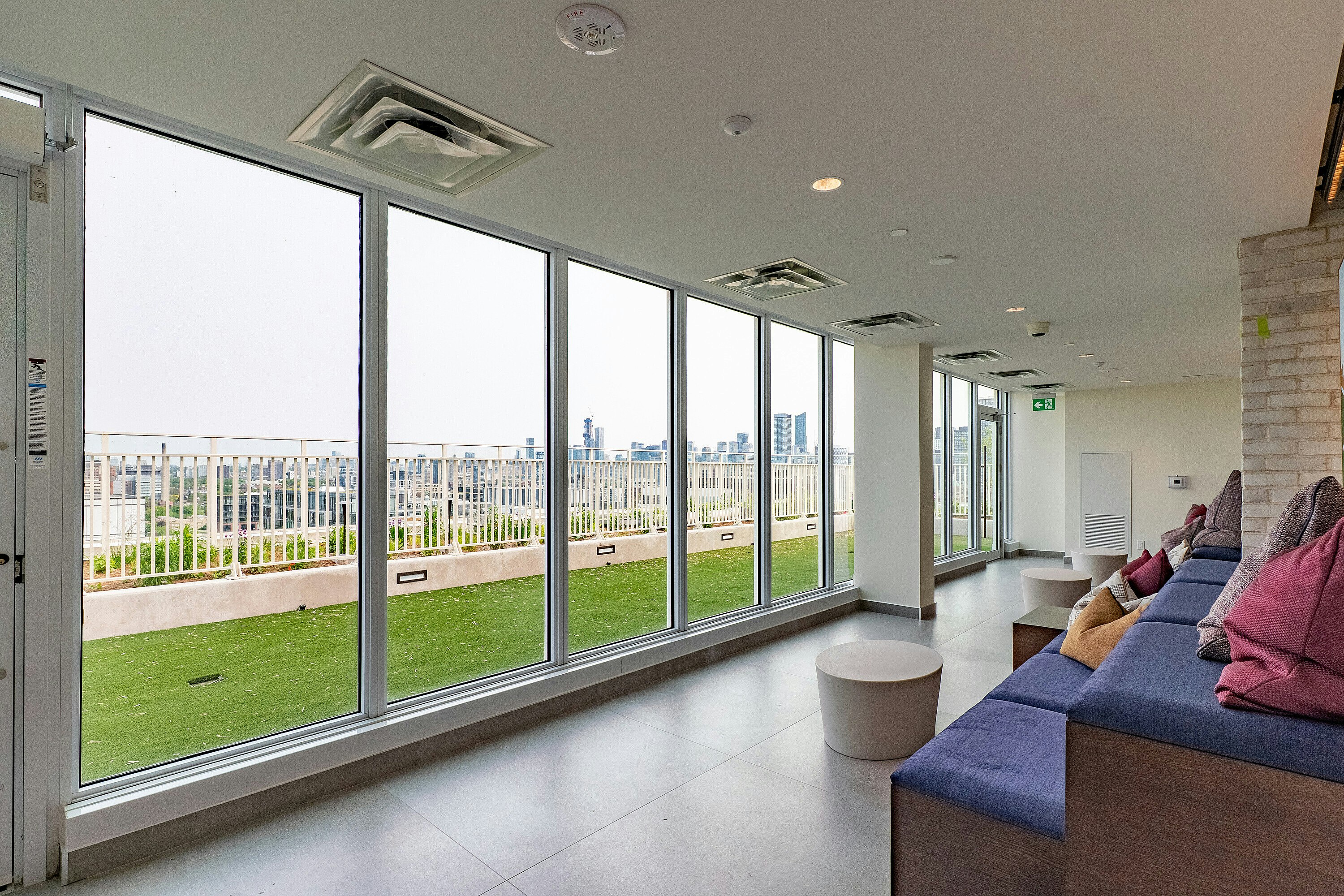 1417-88 Bathurst Street, Toronto, ON, M5V 0W8 - 35