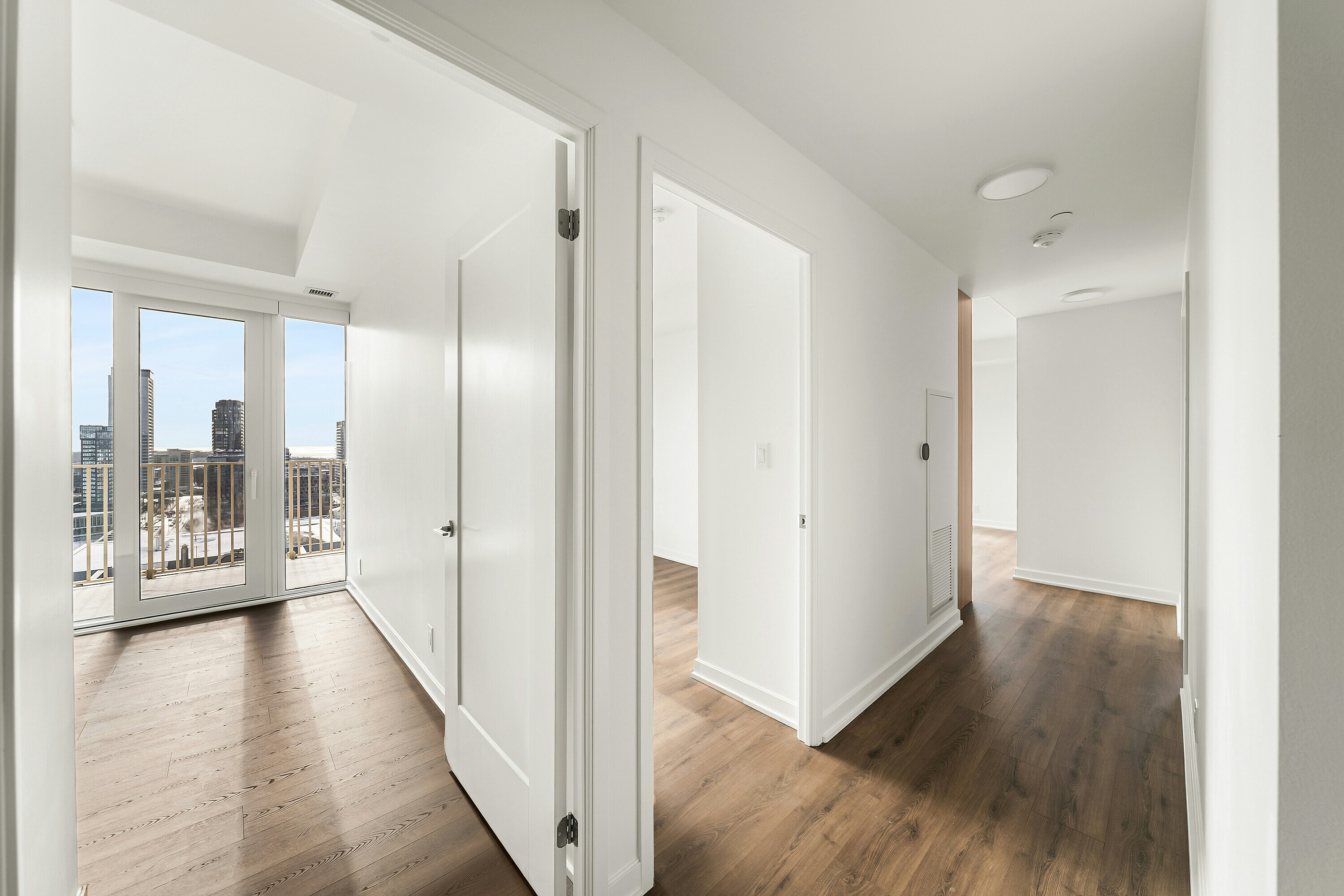 1417-88 Bathurst Street, Toronto, ON, M5V 0W8 - 10
