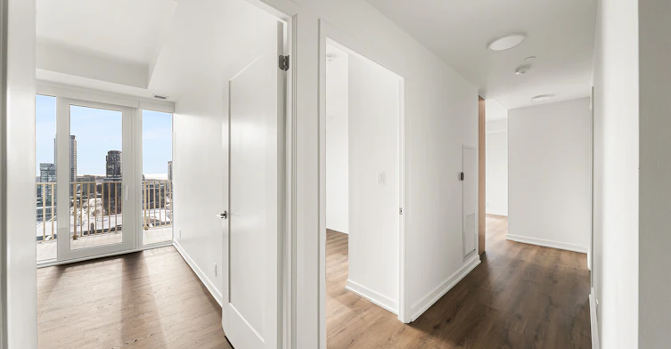 1417-88 Bathurst Street, Toronto, ON, M5V 0W8 - 10