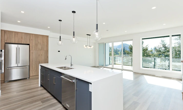 402-2735 Shannon Lake Road