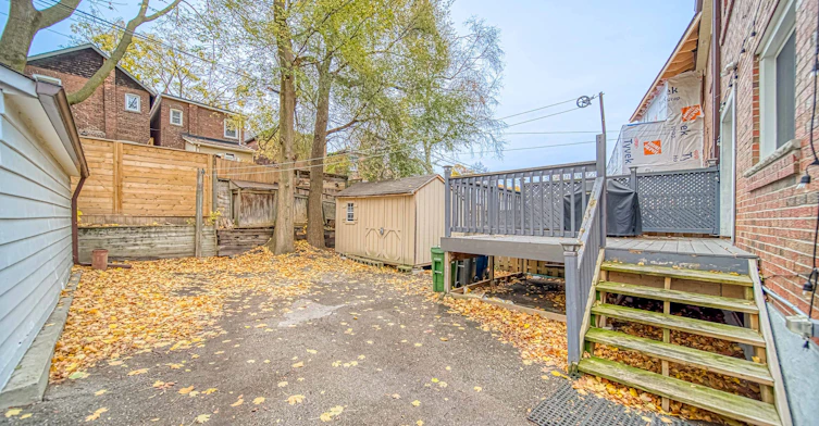 35 Bellhaven Main Road, Toronto, ON, M4L 3J4 - 18