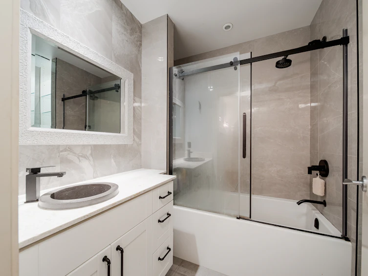 502-1333 W Georgia Street, Vancouver, BC, V6E 4V3 - 18