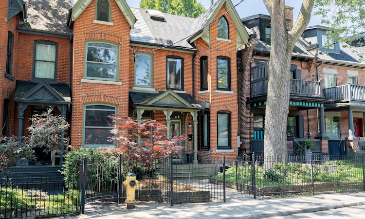 366 Ontario Street