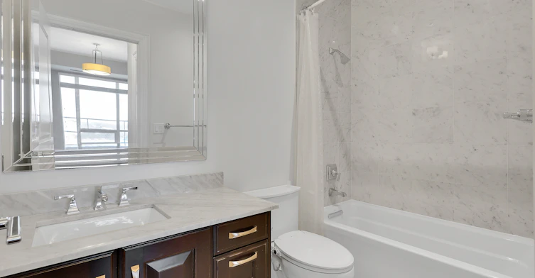 1717 604 Avenue Rd, Toronto, ON, M5M 0A2 - 17
