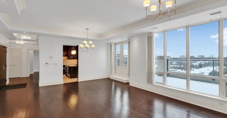 1717 604 Avenue Rd, Toronto, ON, M5M 0A2 - 4