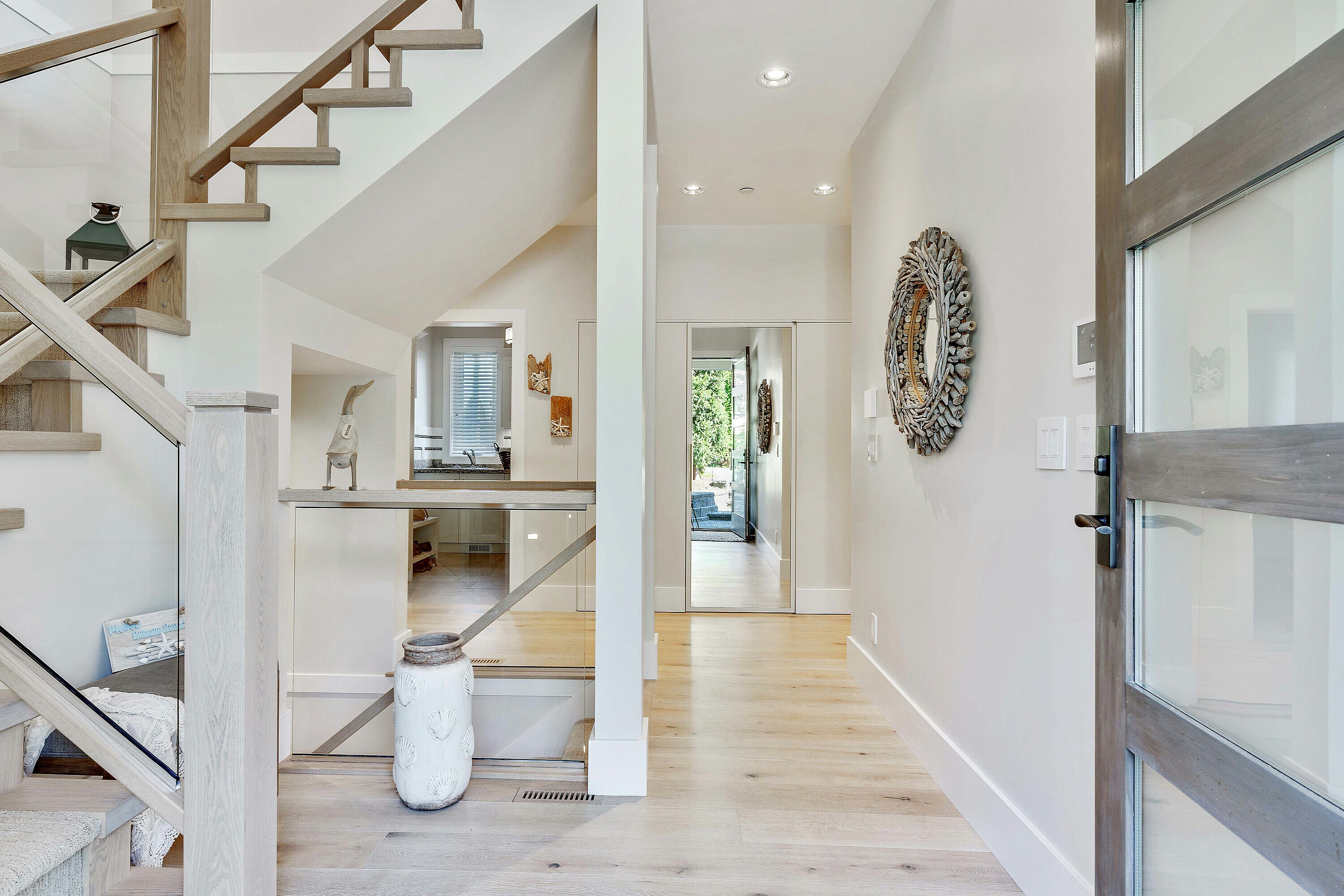 932 Ash Street, Surrey, BC, V4B 4K1 - 19
