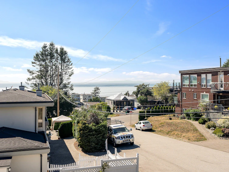 932 Ash Street, Surrey, BC, V4B 4K1 - 31