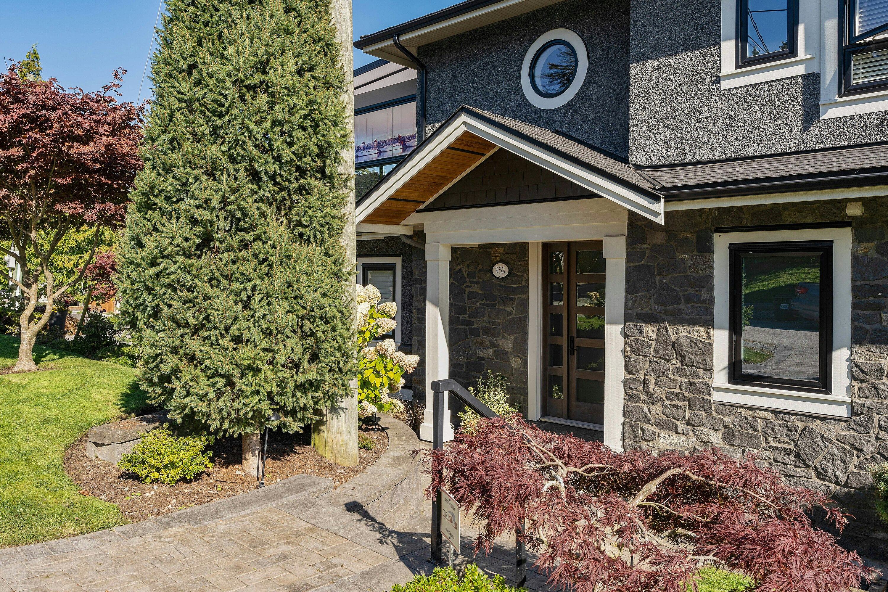 932 Ash Street, Surrey, BC, V4B 4K1 - 18