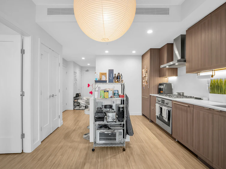 1105-2351 Beta Avenue, Burnaby, BC, V5C 0M2 - 6
