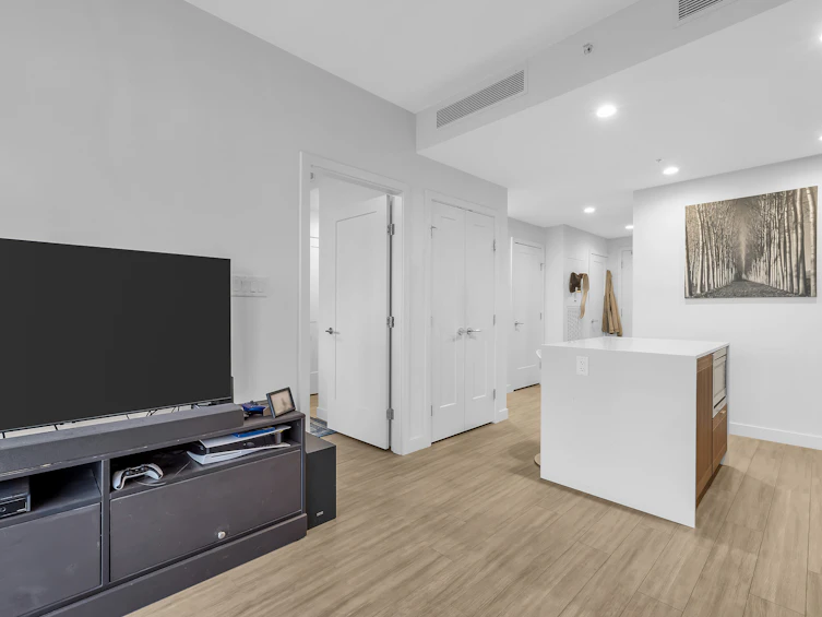 1805-2351 Beta Avenue, Burnaby, BC, V5C 0M2 - 10