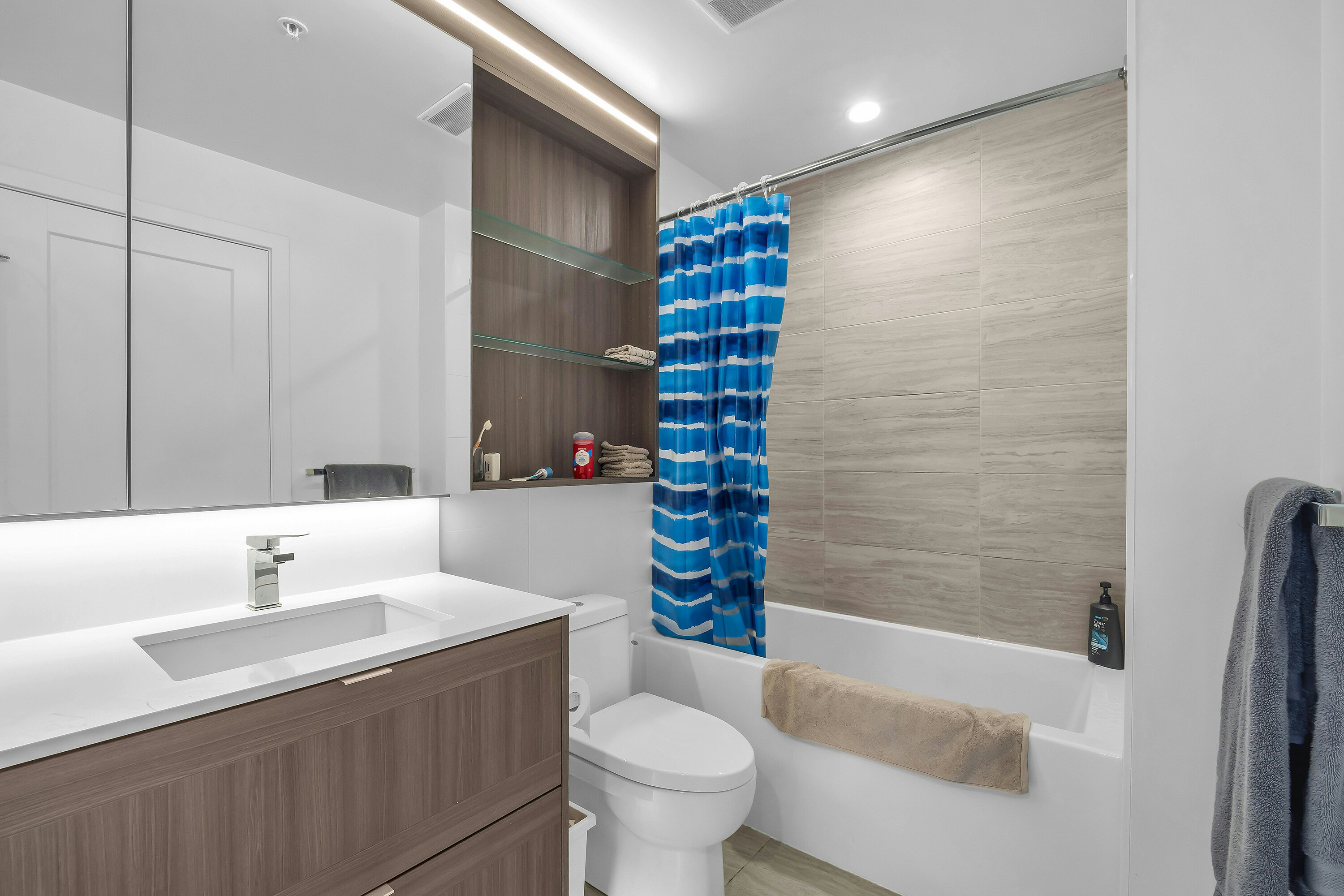 1805-2351 Beta Avenue, Burnaby, BC, V5C 0M2 - 14