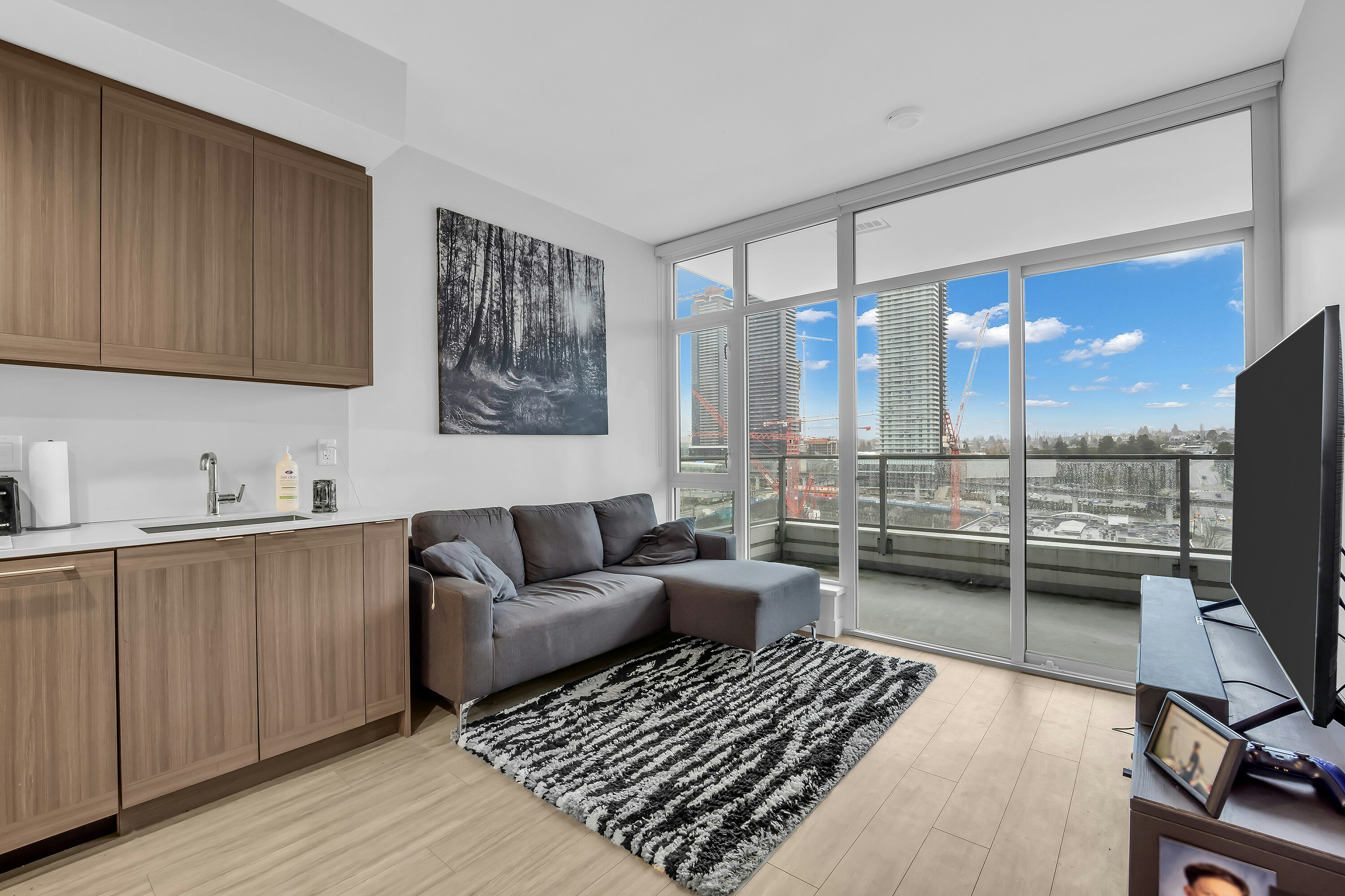 1805-2351 Beta Avenue, Burnaby, BC, V5C 0M2 - 5