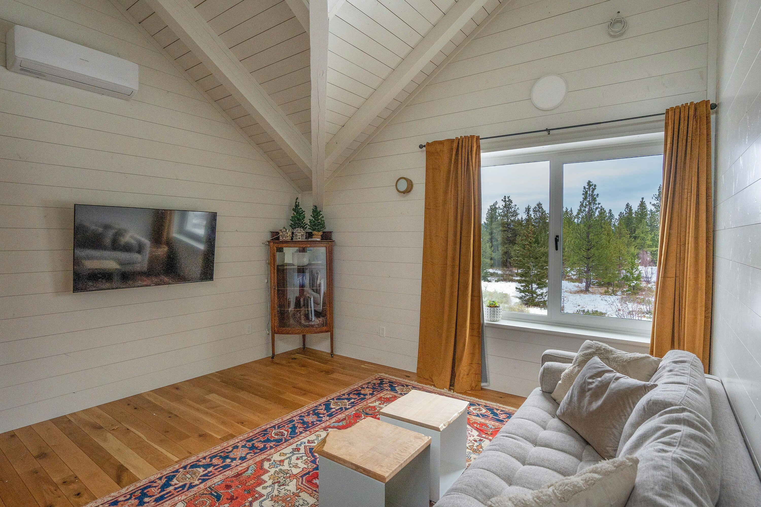 8025 Princeton Summerland Road, Summerland, BC, V0H 1Z8 - 18