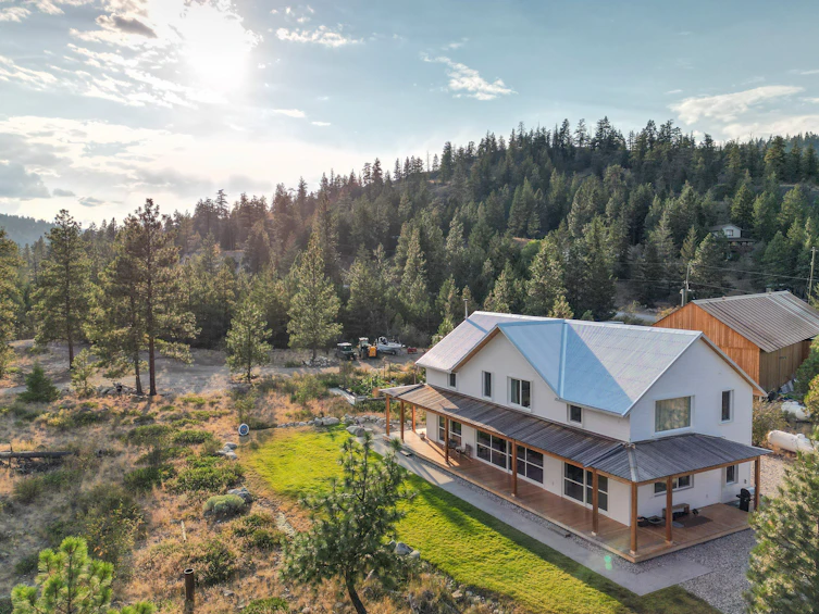 8025 Princeton Summerland Road, Summerland, BC, V0H 1Z8 - 25